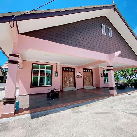 Hellokitty House - Unit 1 Vila Kuala Terengganu Exterior foto