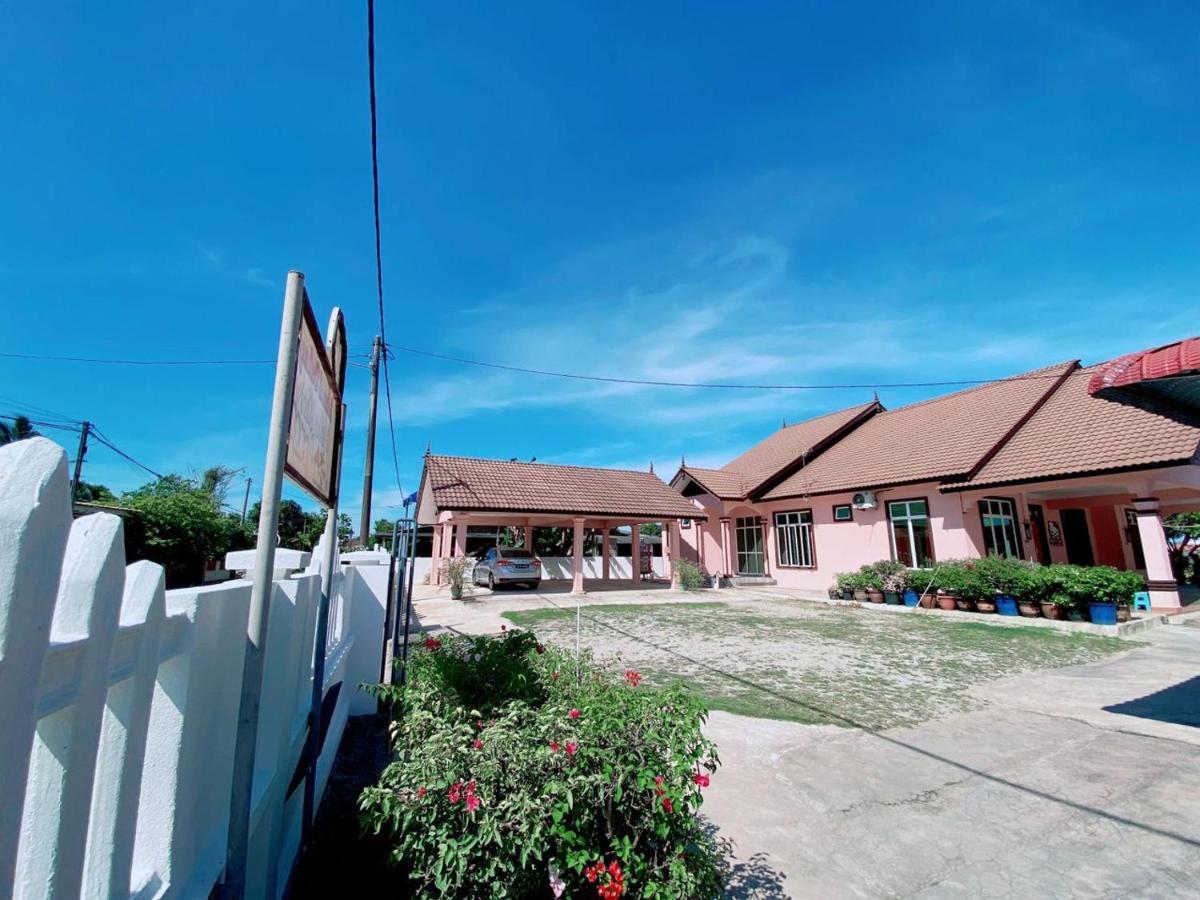 Hellokitty House - Unit 1 Vila Kuala Terengganu Exterior foto