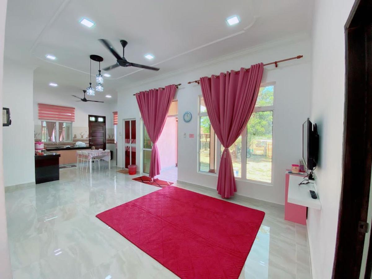 Hellokitty House - Unit 1 Vila Kuala Terengganu Exterior foto