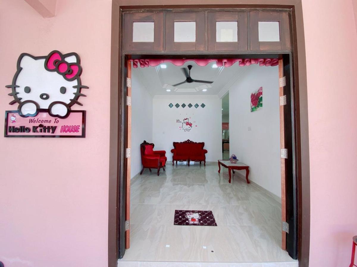 Hellokitty House - Unit 1 Vila Kuala Terengganu Exterior foto