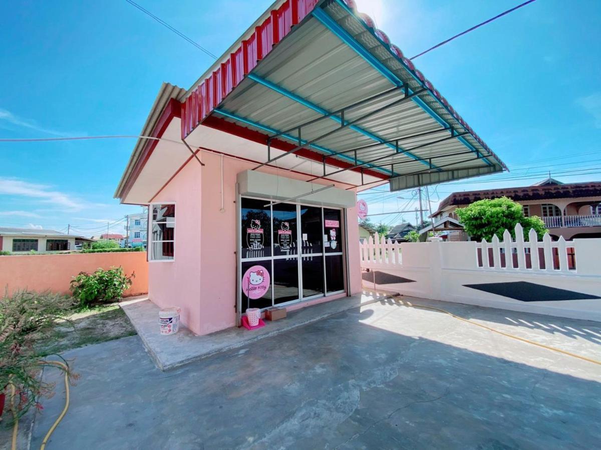 Hellokitty House - Unit 1 Vila Kuala Terengganu Exterior foto